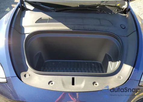 2022 Tesla Model Y z USA, uszkodzony, nr VIN 7SAYGDEE4NF535919